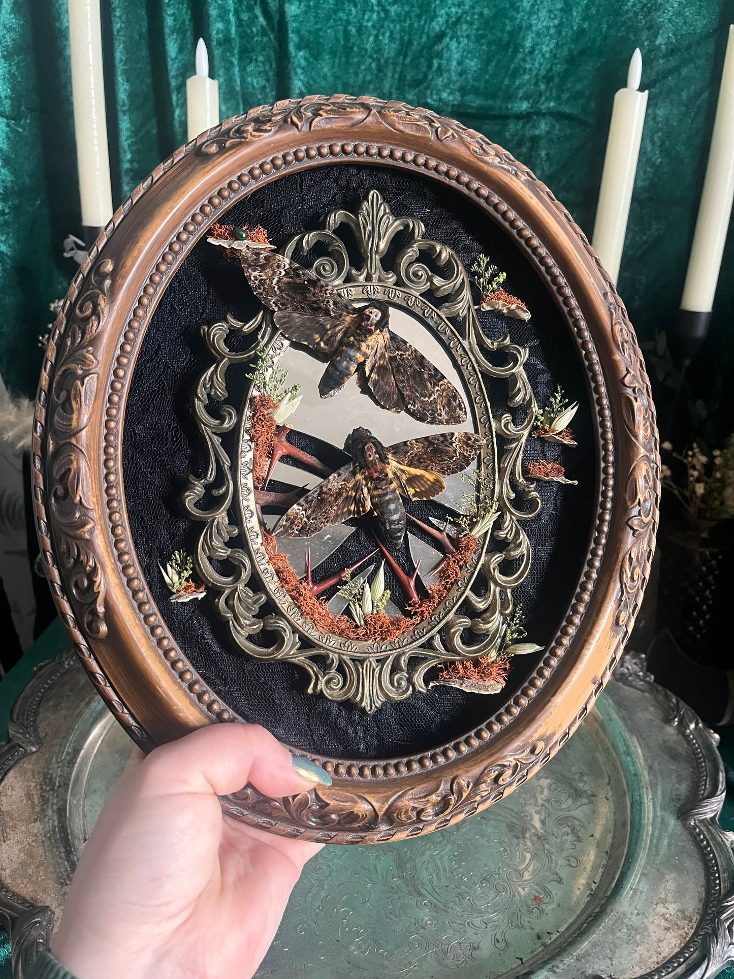 Broken mirror baddie