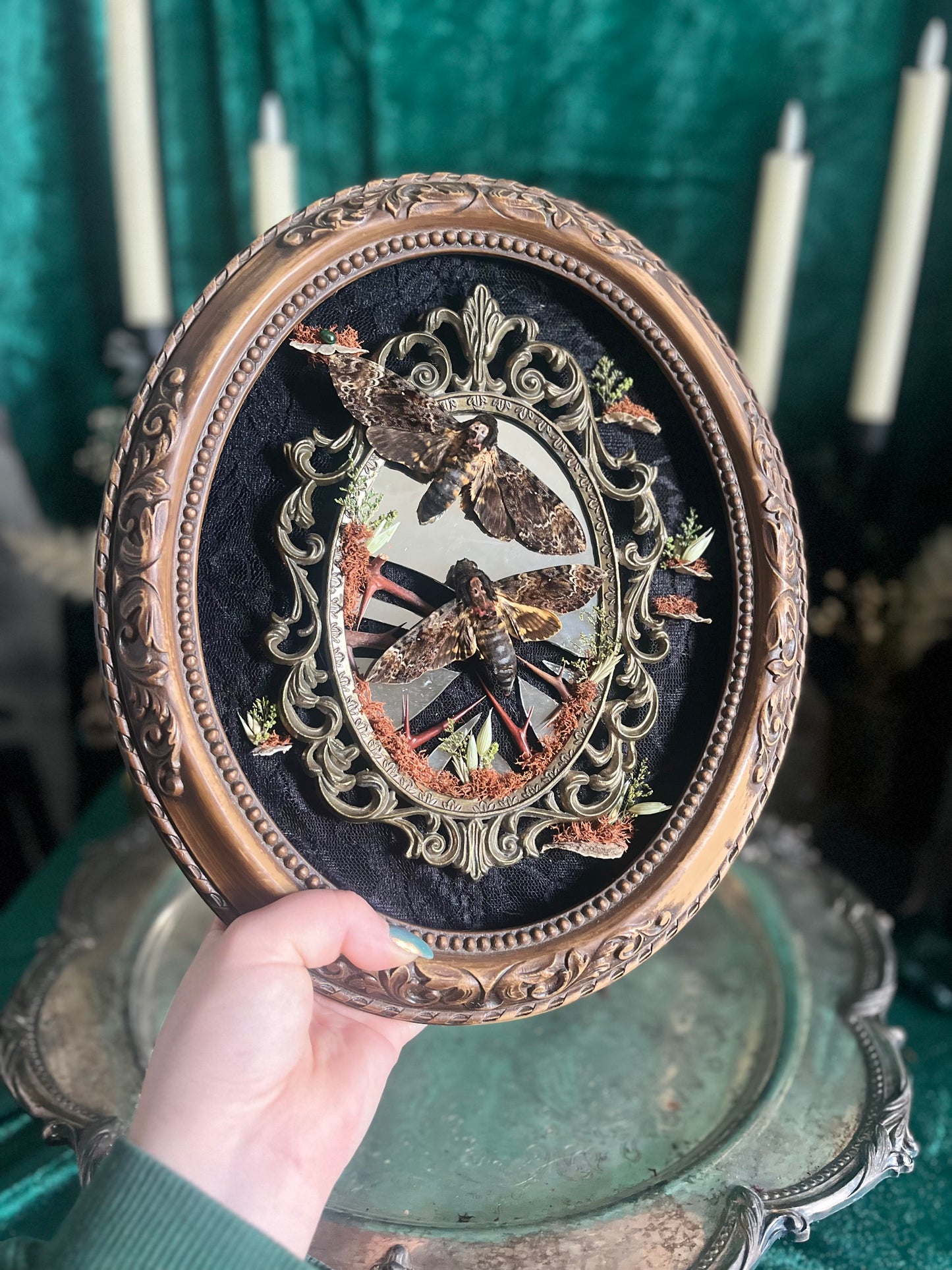 Broken mirror baddie